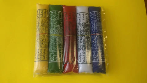 Vajrasattva 100-syllable mantra prayer flags.